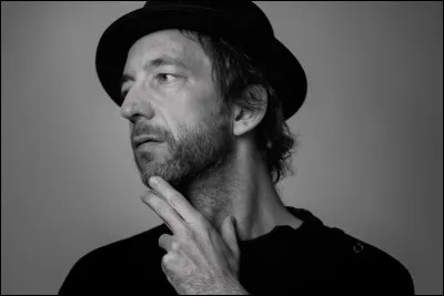 Qui est la sur d'Arthur H ?