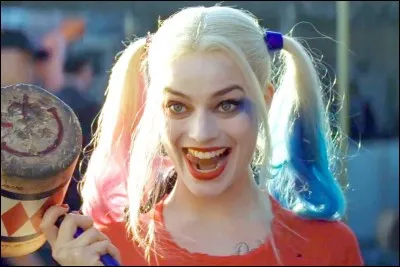 Dans "Suicide Squad", de quelle couleur sont les cheveux du Joker ?