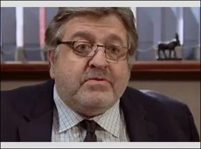 Comment se prénomme Monsieur Rochat ?