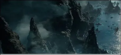 Depuis combien de temps Salazar et son équipage étaient-ils enfermés dans le Triangle du Diable ?