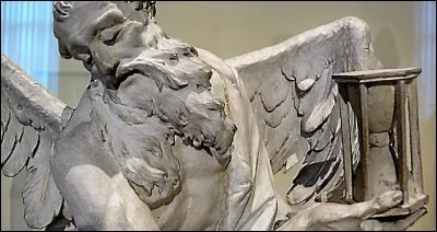 Quelle est la couleur des prêtres grecs de Chronos, maître du temps ; également couleur du casque de pharaon partant en guerre ?