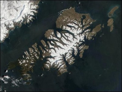 C'est bien joli, une vue satellite, mais cela ne dit pas où elle se trouve, cette île Kodiak ! Alors, selon vous ?
