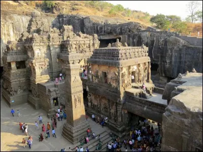 Dans quel pays le site de Kailasanatha est-il situé ?