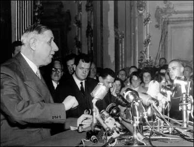 Quelle est la r&eacute;action de Gaulle ce m&ecirc;me 15 mai ?