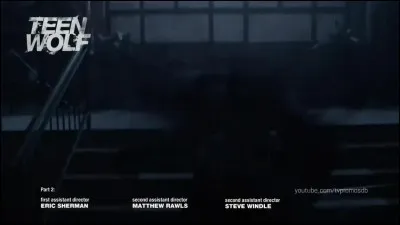 Comment Scott arrive-t-il à ne pas regarder le monstre droit dans les yeux dans la saison 6B, épisode 20 ?