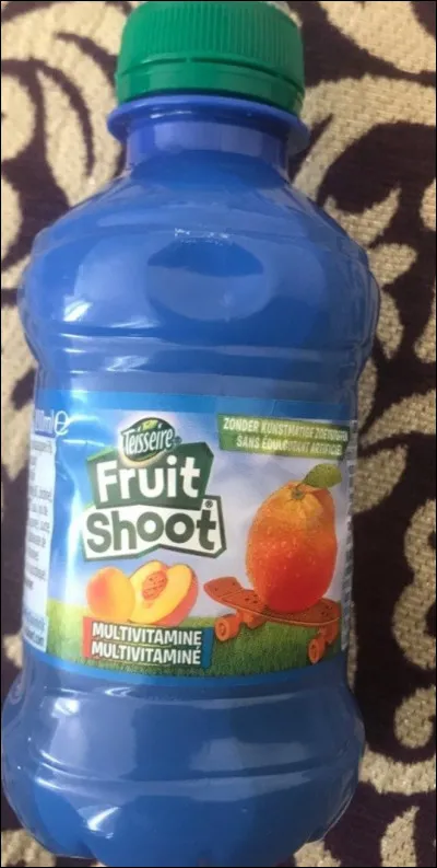 Quelle est la couleur du fruit shoot ?