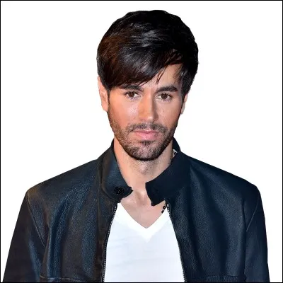 Lequel de ces chanteurs est d'origine espagnole ?