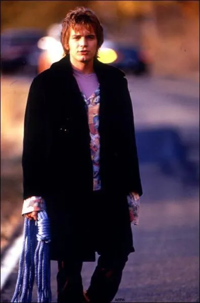 Dans quel film arborre-t-il ce look improbable ?