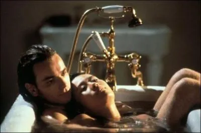 Dans quel film prend-il ce bain ?