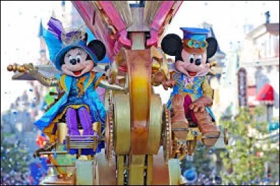 Comment se nomme le chorégraphe de la fameuse ''Disney Stars on Parade'' ?