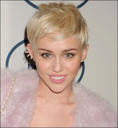 Trouve le mot qui ne correspond pas à Miley Cyrus.