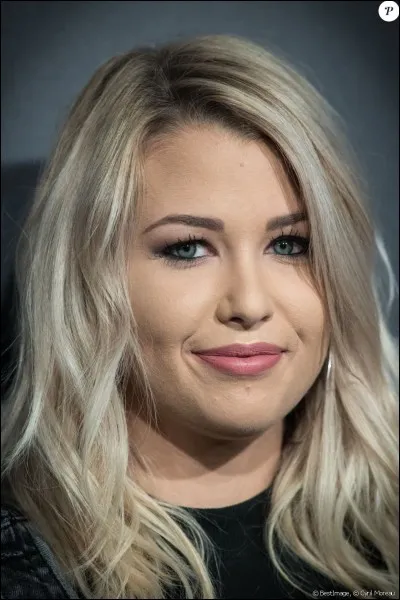 Trouve le mot qui ne correspond pas à EnjoyPhoenix.