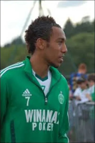 Dans quel club joue Pierre-Emerick Aubameyang en 2018 ?