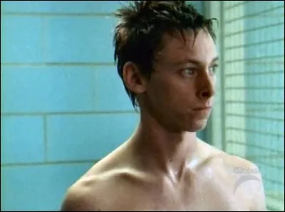 Qu'arrive-t-il à Cerise, le détenu qui est sous l'emprise de T-Bag ?