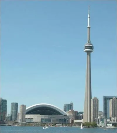 O se trouve la Tour CN ?