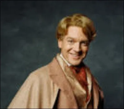 Comment se nomme ce professeur ?