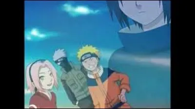 Que laisse Sasuke à Naruto à la fin de "Naruto" ?