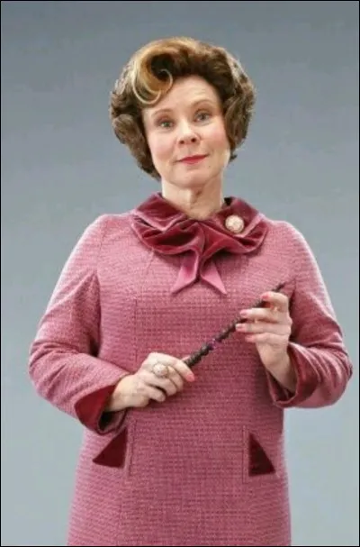 De quel sang est Dolores Ombrage ?