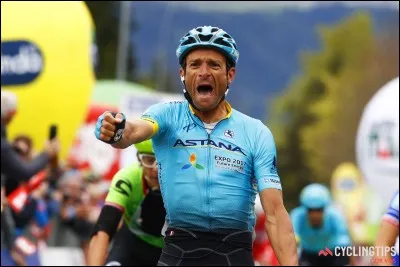 Comment s'appelle ce coureur ?