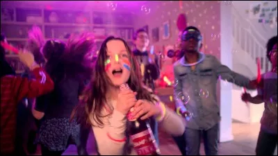 Sans la folle, la fesse est plus molle.