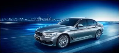 Quelle est la marque de cette voiture ?