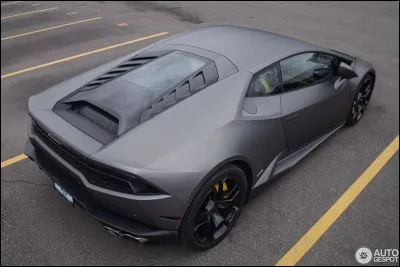 Quel est le nom de cette voiture ?