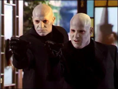 Dans quels épisodes sont apparus les personnages de la question 7 ?