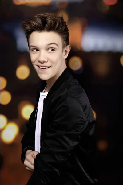 Quelle est sa passion hormis le chant et la danse ?