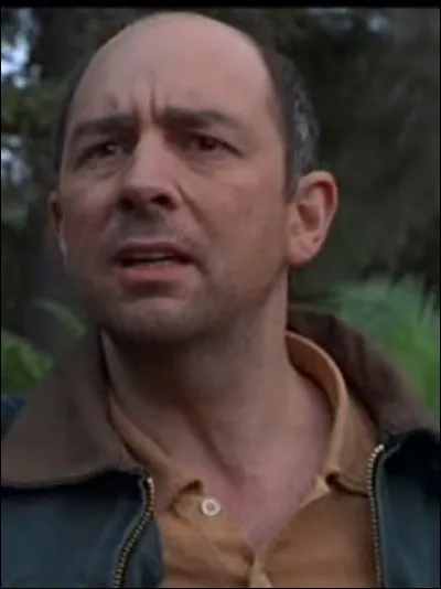 Par qui Eddie Carr se fait-il tuer ?