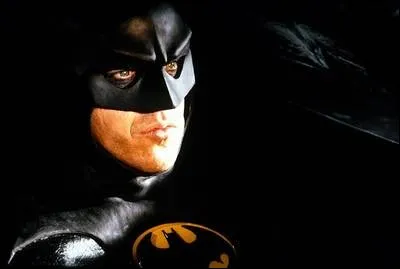 Je suis un masque de superhéros, le masque de Batman. Presque tous les superhéros des comics américains sont masqués. Quelle en est la raison ?