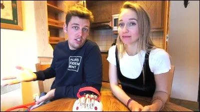 Depuis quel jour est-il en couple officiellement avec sa chérie ?