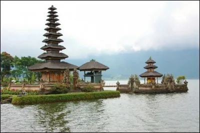 Où se trouve la pagode Pura Ulun Danu ?