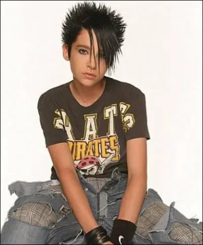 Qui est celui qui se maquille ?