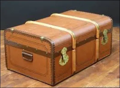 Comment la malle est-elle ?