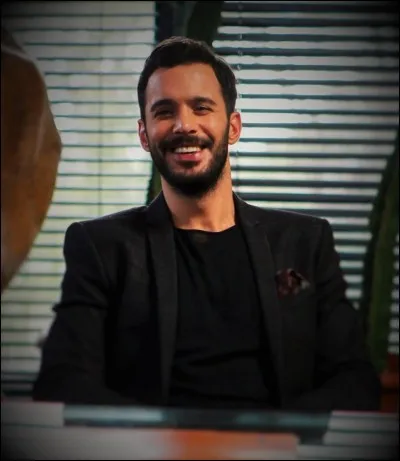 Qui est le meilleur ami de Ömer ?