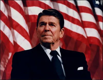 Qui était la cible du discours de Reagan sur "l'empire du mal" ?