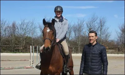 On monte à cheval ...