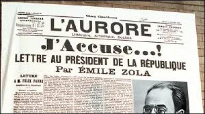 En quelle année Zola a-t-il publié un article dans l'Aurore en faveur de Dreyfus ?