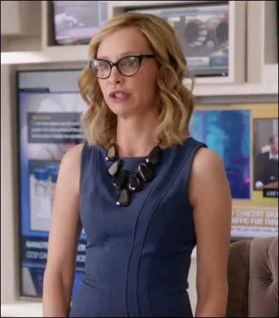 Pour qui travaille-t-elle ?