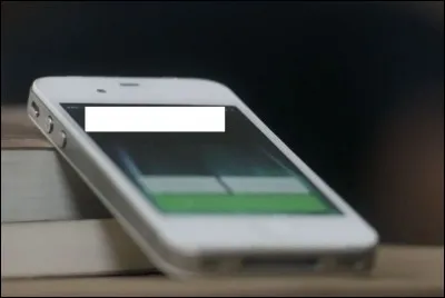 Comment s'appelle l'avocat d'Alice, celui qui interrompit la scène du baiser dans "Les dessous du palais" ?