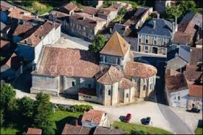 Nous sommes dans le ciel de Nouvelle-Aquitaine, au-dessus de Saint-Maurice-la-Clouère. C'est une commune située dans le département ...
