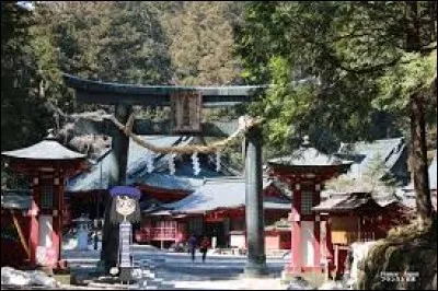 Dans quelle préfecture se situe la ville de Nikkô ?