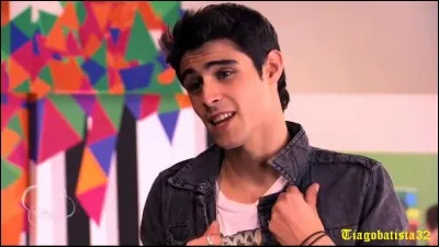 Comment s'appelle le garçon que Violetta a rencontré dans la rue.