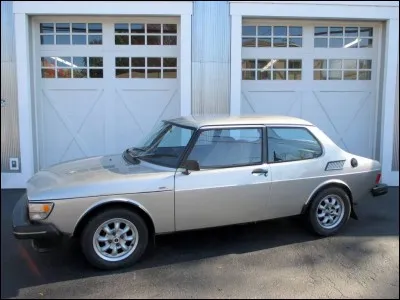 Quelle est cette voiture ?