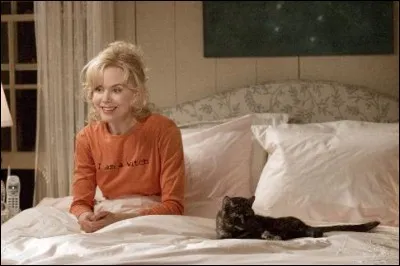 C'est un regard réjoui que Nicole Kidman arbore, et qu'elle pose sur quelle personne ou quel objet ?