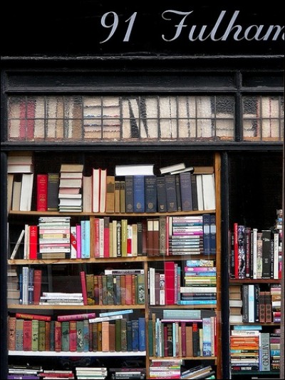 Le mot "LIBRARY" ne signifie pas la librairie, il veut dire... ?