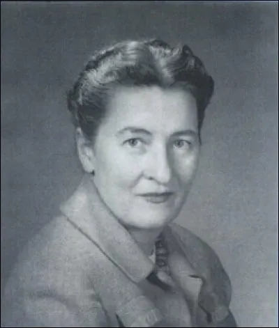 Au départ, Mary Ainsworth identifiait 3 groupes de réactions à la situation étrange. Quel groupe fut ajouté a posteriori ?