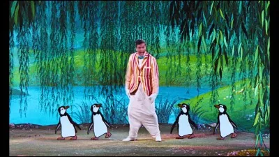 Quelle profession exercent les pingouins dans "Mary Poppins" ?