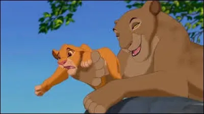 Dans le "Roi Lion", la mère de Simba s'appelle Sarabi.