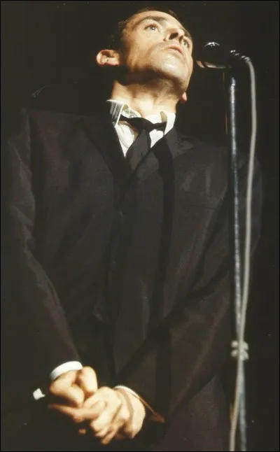 Dans "Le plat pays", quel vent craque ?